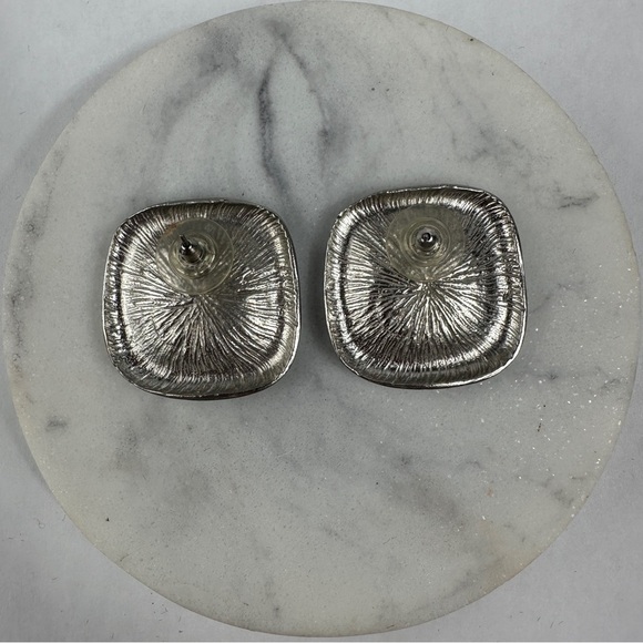 Vintage Earrings - Picture 3 of 5